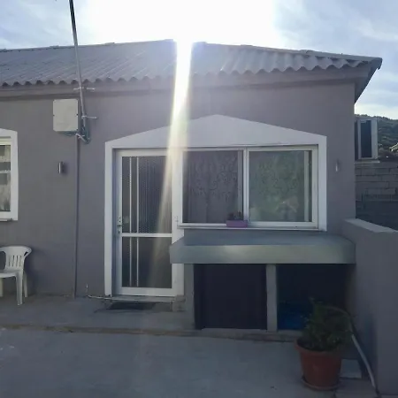 And Sea 1 Apartment *